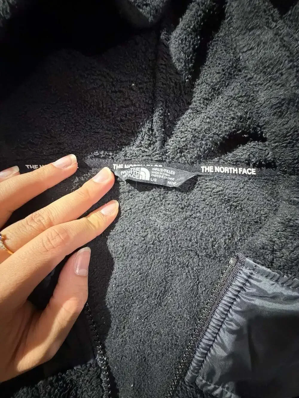 The North Face Girls L Black Sherpa Fleece Hoodie Full Zip Jacket